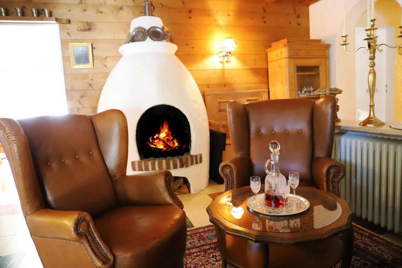 Hotel Effland Mit Innenpool Und Sauna 1 Stunde Zur Privatnutzung Pro Tag ไบริชเซลล์ ภายนอก รูปภาพ