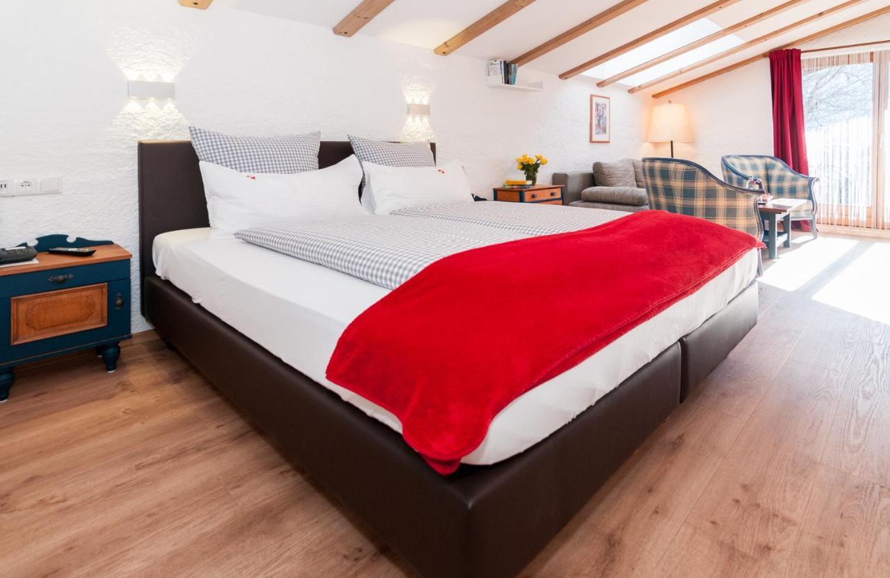 Hotel Effland Mit Innenpool Und Sauna 1 Stunde Zur Privatnutzung Pro Tag ไบริชเซลล์ ภายนอก รูปภาพ
