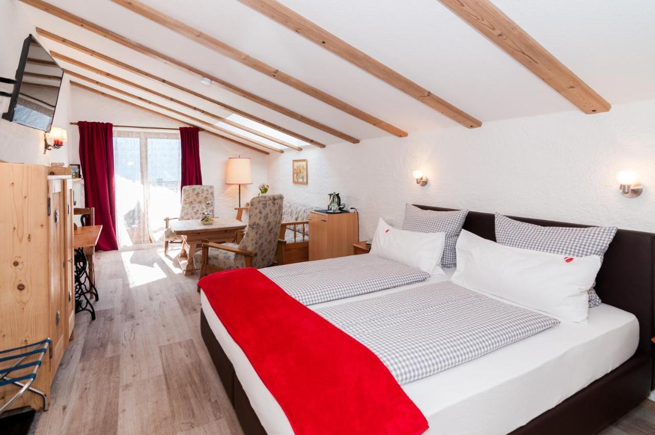 Hotel Effland Mit Innenpool Und Sauna 1 Stunde Zur Privatnutzung Pro Tag ไบริชเซลล์ ภายนอก รูปภาพ