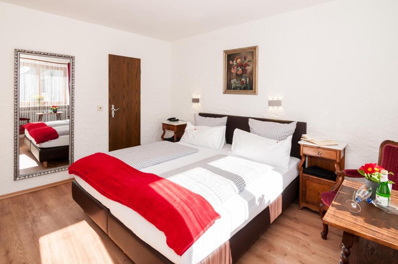 Hotel Effland Mit Innenpool Und Sauna 1 Stunde Zur Privatnutzung Pro Tag ไบริชเซลล์ ภายนอก รูปภาพ
