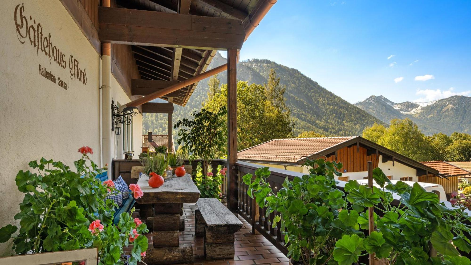 Hotel Effland Mit Innenpool Und Sauna 1 Stunde Zur Privatnutzung Pro Tag ไบริชเซลล์ ภายนอก รูปภาพ